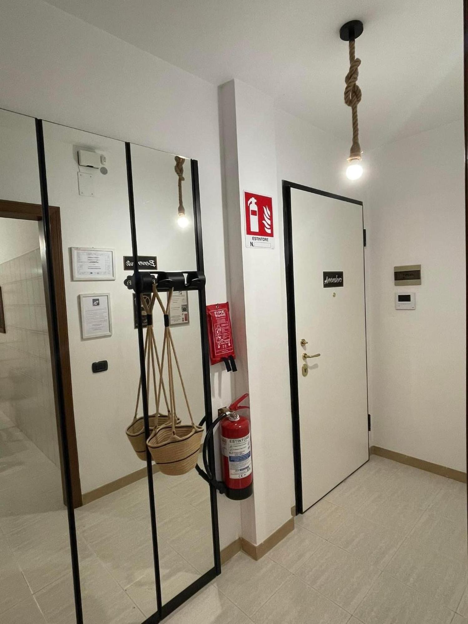La Dimora Di Zia Angela Apartment โมโนโปลี ภายนอก รูปภาพ
